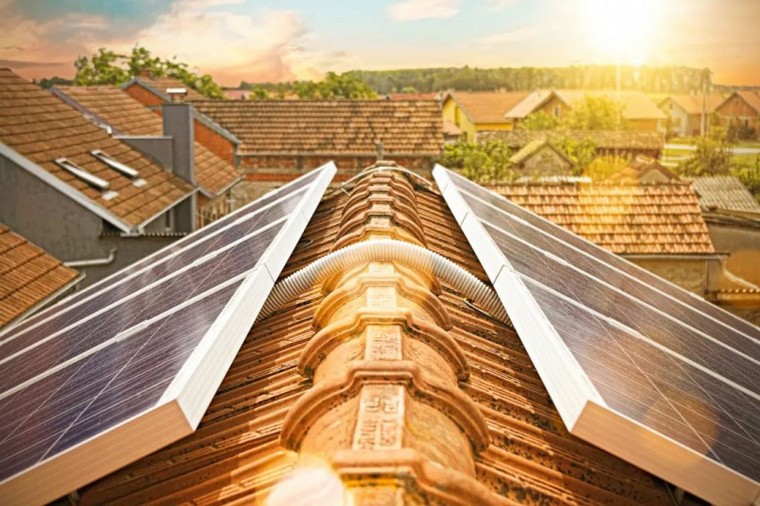 光伏太陽(yáng)能采集器數(shù)據(jù)大幅度升降是什么原因,光伏發(fā)電在并網(wǎng)按表時(shí)還要按采集器嗎